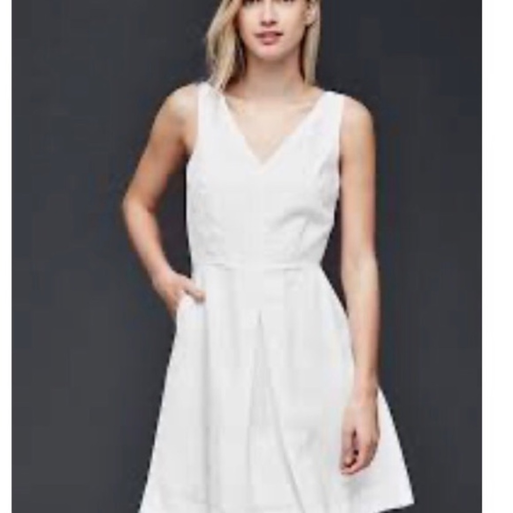 GAP White Linen V-Neck Sleeveless Mini Dress 4P